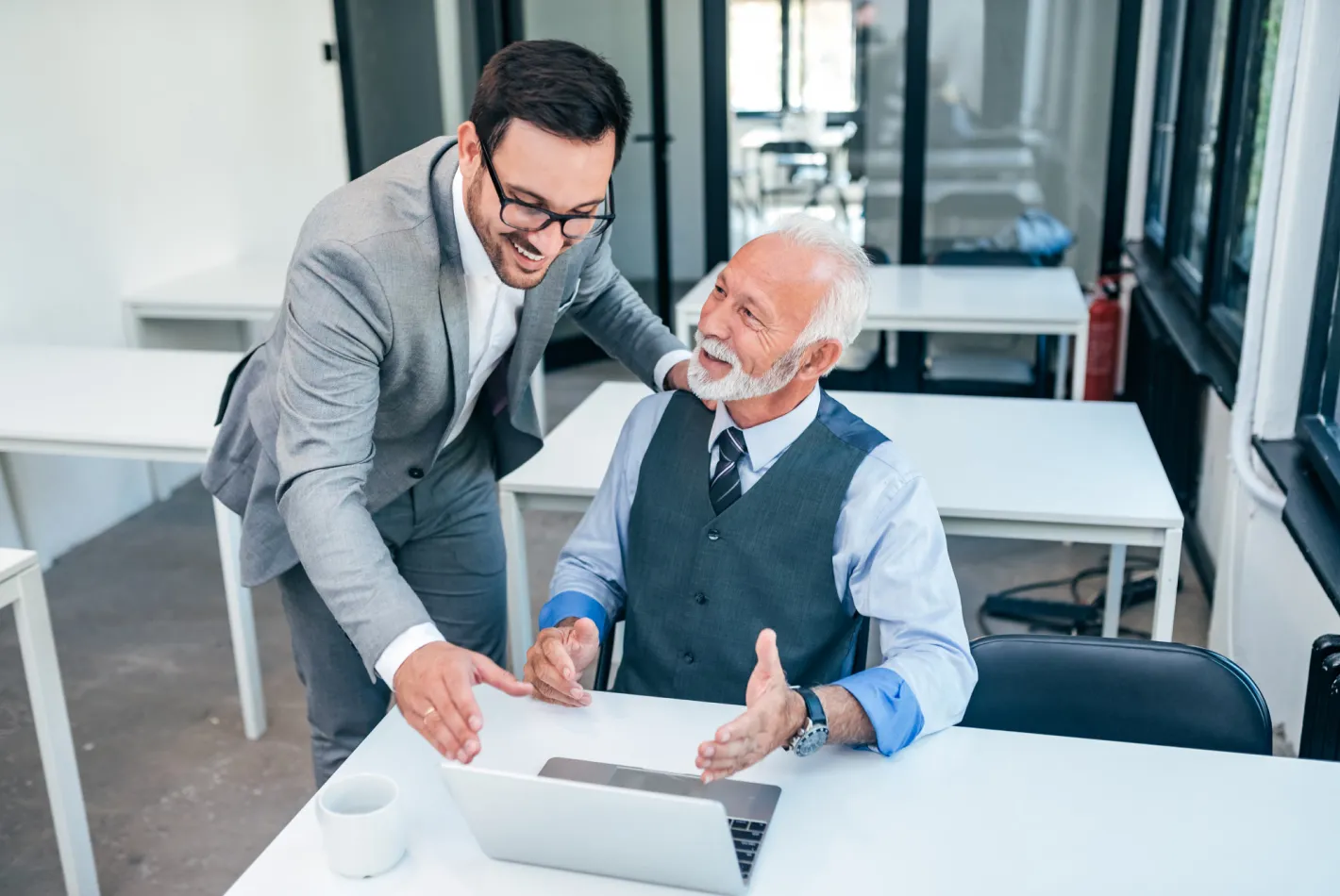 An advisor meeting with an employee buyer and their spouse